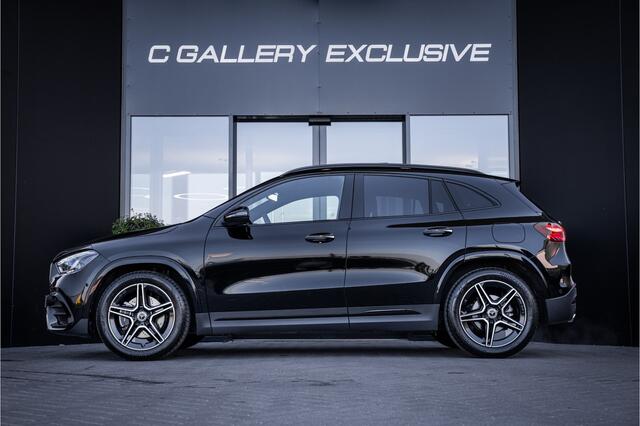 Mercedes-Benz GLA-KLASSE 180 AMG Line - Panorama | Elek. Trekhaak | ACC | Camera