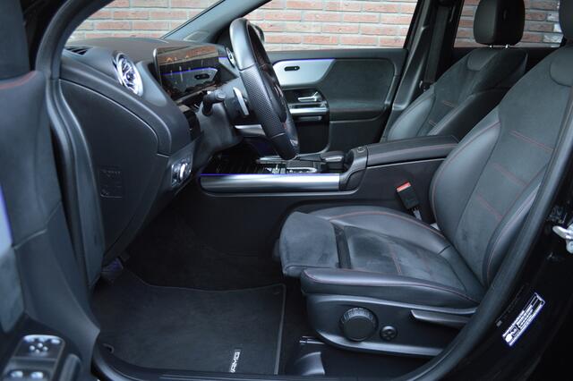 Mercedes-Benz GLA-KLASSE 200 AMG Led Panorama Widescreen Sfeer Camera Trekh. Augmented Pdc