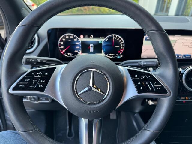 Mercedes-Benz GLA-KLASSE e Camera's, navi, leder, cruisecntrl,