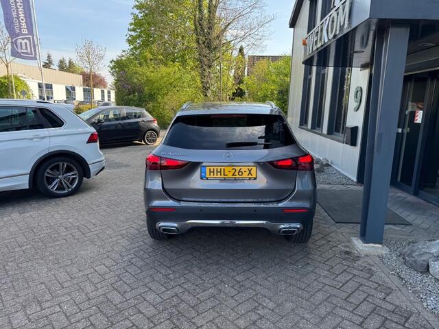 Mercedes-Benz GLA-KLASSE e Camera's, navi, leder, cruisecntrl,