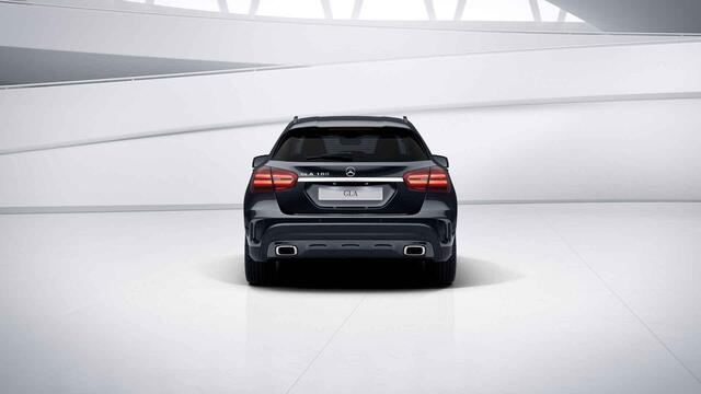 Mercedes-Benz GLA-KLASSE 180 Business Solution AMG | | Night | Achteruitrijcamera | Stoelverwarming | Navigatie |
