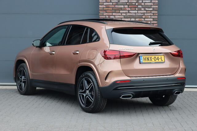 Mercedes-Benz GLA-KLASSE 250 e AMG Line Aut8 | Facelift | Distronic | Panoramadak | Memory | Verwarmd Stuurwiel | HUD | Multibeam LED | Keyless Go | Zitcomfortpakket |