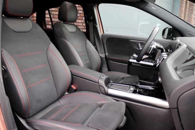 Mercedes-Benz GLA-KLASSE 250 e AMG Line Aut8 | Facelift | Distronic | Panoramadak | Memory | Verwarmd Stuurwiel | HUD | Multibeam LED | Keyless Go | Zitcomfortpakket |