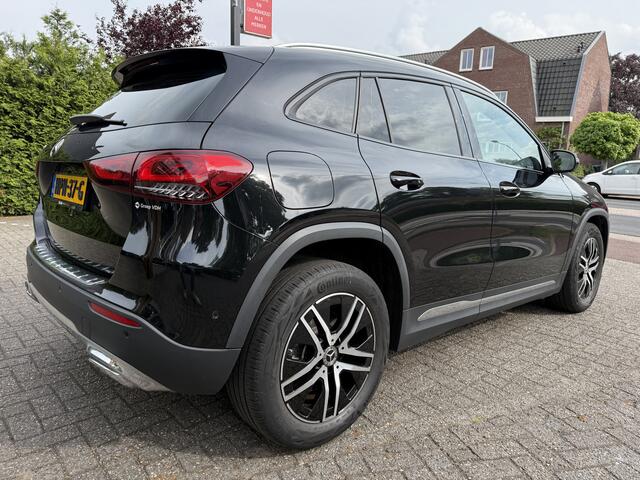 Mercedes-Benz GLA-KLASSE 250 e Style PHEV Aut., Premium pack | Camera