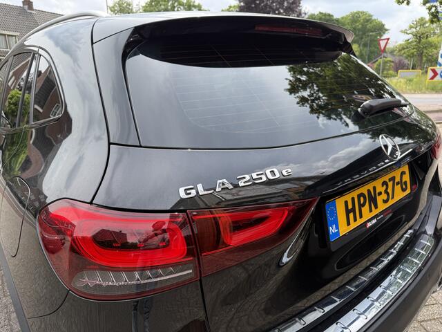 Mercedes-Benz GLA-KLASSE 250 e Style PHEV Aut., Premium pack | Camera