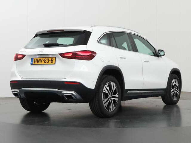 Mercedes-Benz GLA-KLASSE 250 e Luxury Line | Verwarmd stuur | Elektrische achterklep | Widescreen cockpit |