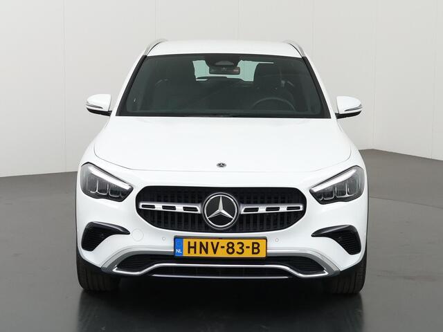 Mercedes-Benz GLA-KLASSE 250 e Luxury Line | Verwarmd stuur | Elektrische achterklep | Widescreen cockpit |