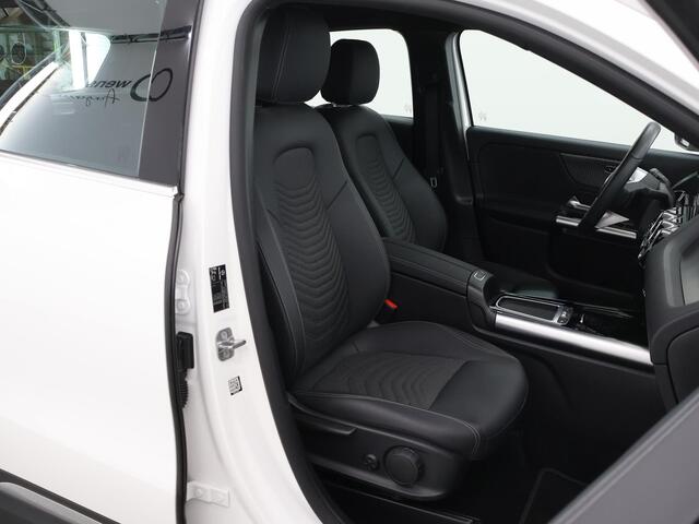 Mercedes-Benz GLA-KLASSE 250 e Luxury Line | Verwarmd stuur | Elektrische achterklep | Widescreen cockpit |