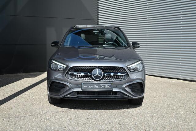 Mercedes-Benz GLA-KLASSE 250 e AMG Line AMG line| Night Pakket|Panoramadak|Achteruitrij camera|Stoelverwarming|Sfeerverlichting