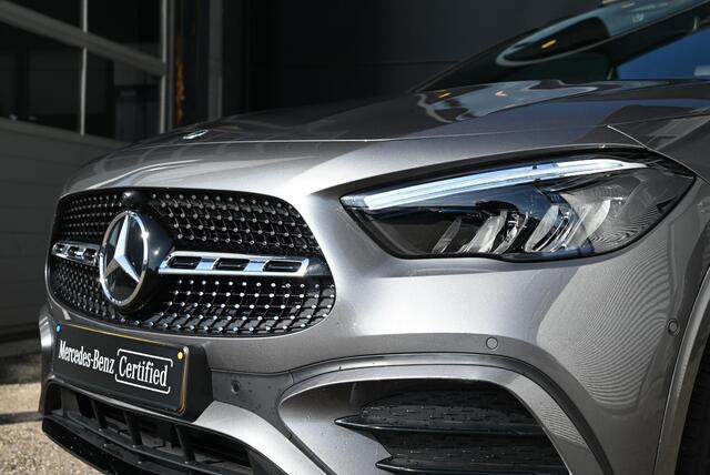 Mercedes-Benz GLA-KLASSE 250 e AMG Line AMG line| Night Pakket|Panoramadak|Achteruitrij camera|Stoelverwarming|Sfeerverlichting