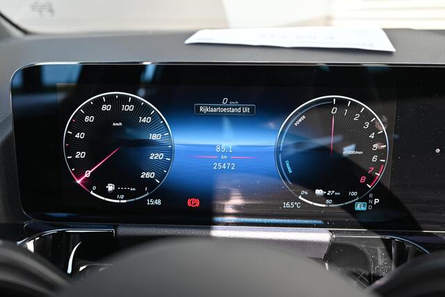 Mercedes-Benz GLA-KLASSE 250 e AMG Line AMG line| Night Pakket|Panoramadak|Achteruitrij camera|Stoelverwarming|Sfeerverlichting