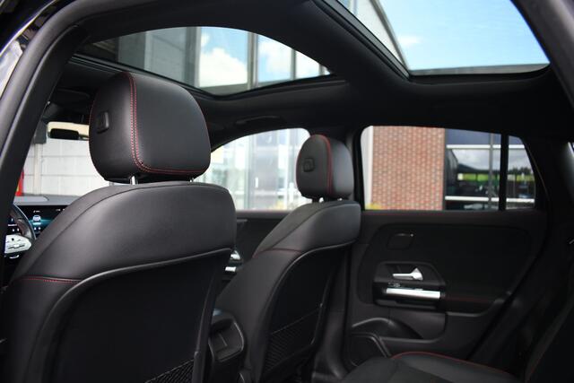 Mercedes-Benz GLA-KLASSE 250 e AMG Pano Night Camera m-LED