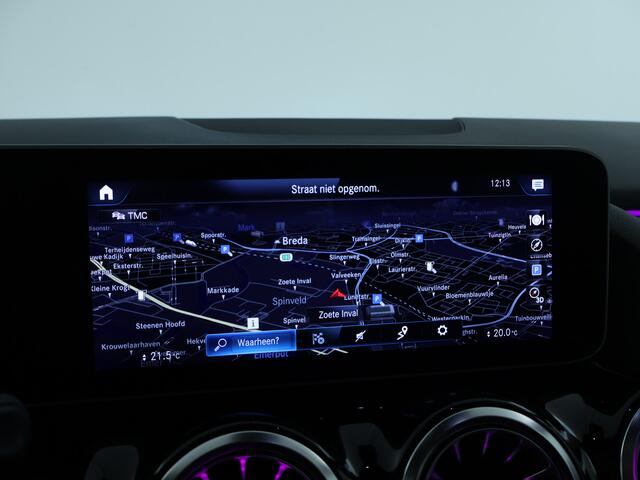 Mercedes-Benz GLA-KLASSE 200 Business Solution AMG Panoramadak | Sfeerverlichting | Apple CarPlay | Achteruitrijcamera | Inclusief 24 maanden MB Certified garantie voor Europa.