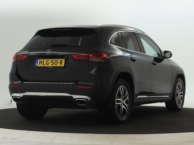 Mercedes-Benz GLA-KLASSE 250 e AMG Line Sfeerverlichting | Ledkoplampen | Achteruitrijcamera | EASY PACK achterklep | Inclusief 24 maanden MB Certified garantie voor Europa.