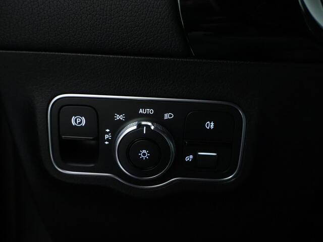 Mercedes-Benz GLA-KLASSE 250 e AMG Line Sfeerverlichting | Ledkoplampen | Achteruitrijcamera | EASY PACK achterklep | Inclusief 24 maanden MB Certified garantie voor Europa.