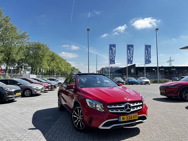 Mercedes-Benz GLA-KLASSE 180 123 pk Business | Pano | 19" | Stoelverw. | Navi | Cruise | 4 seiz. banden