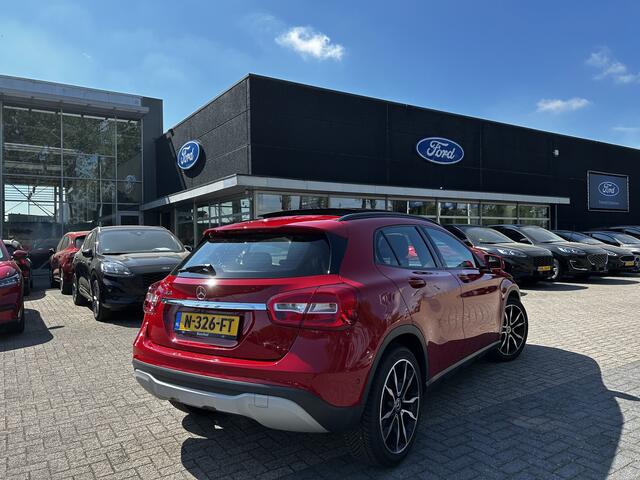 Mercedes-Benz GLA-KLASSE 180 123 pk Business | Pano | 19" | Stoelverw. | Navi | Cruise | 4 seiz. banden