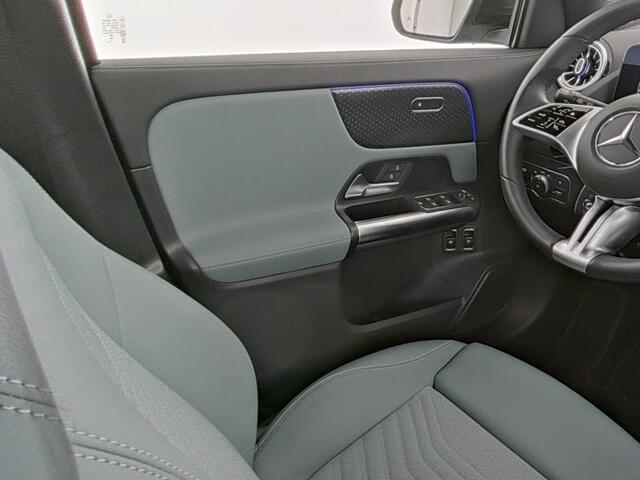 Mercedes-Benz GLA-KLASSE 250 e Face Lift Plug-In Hybride Progressive Line Advanced Plus | Sfeerverlichting | Dodehoek Assist | Ledkoplampen. Inclusief 24 maanden Mercedes-Benz Certified garantie voor Europa.