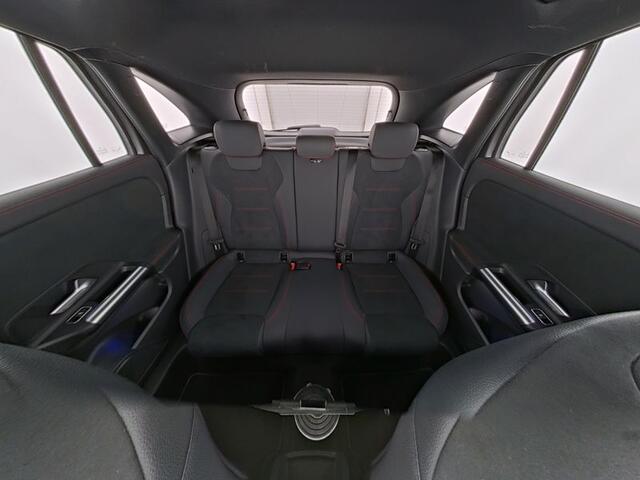 Mercedes-Benz GLA-KLASSE 250 e AMG Face Lift Plug-In Hybride AMG Line Advanced Plus | Panorama Schuif-Kanteldak | Dfeerverlichting | Dodehoek Assist | Stuur en Stoelverwarming. Inclusief 24 maanden Mercedes-Benz Certified garantie voor Europa.