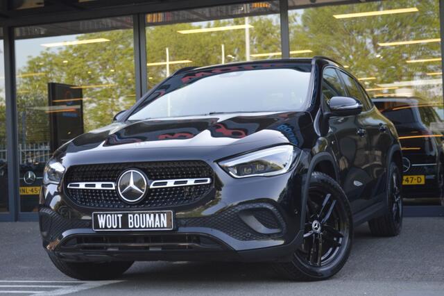 Mercedes-Benz GLA-KLASSE 250 e Led Panorama Widescreen Sfeer Camera Afn.trekh Pdc