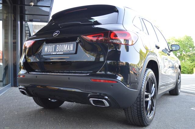 Mercedes-Benz GLA-KLASSE 250 e Led Panorama Widescreen Sfeer Camera Afn.trekh Pdc