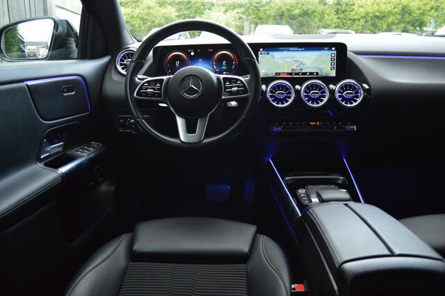 Mercedes-Benz GLA-KLASSE 250 e Led Panorama Widescreen Sfeer Camera Afn.trekh Pdc