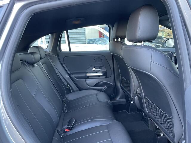 Mercedes-Benz GLA-KLASSE 250 e Luxury | Trekhaak | Memory Stoelen