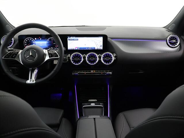 Mercedes-Benz GLA-KLASSE 250 e Luxury Line | Panoramadak | Trekhaak | Night pakket | Multibeam |