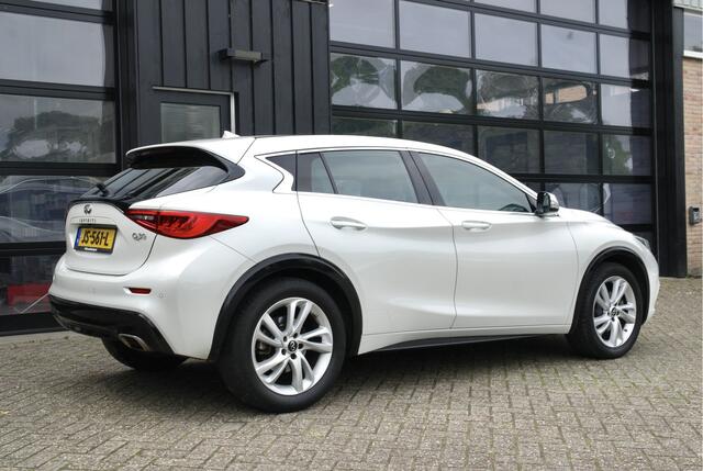 Mercedes-Benz GLA-KLASSE 1.6t Premium Tech Automaat | Leder | Memory | NL-Auto | Cruise | Camera | Dealer Onderhouden