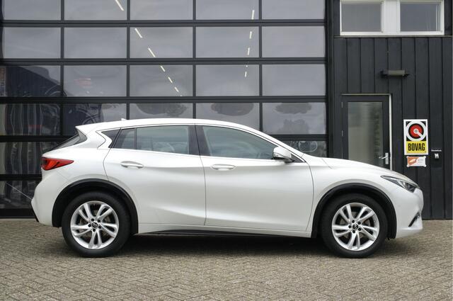 Mercedes-Benz GLA-KLASSE 1.6t Premium Tech Automaat | Leder | Memory | NL-Auto | Cruise | Camera | Dealer Onderhouden