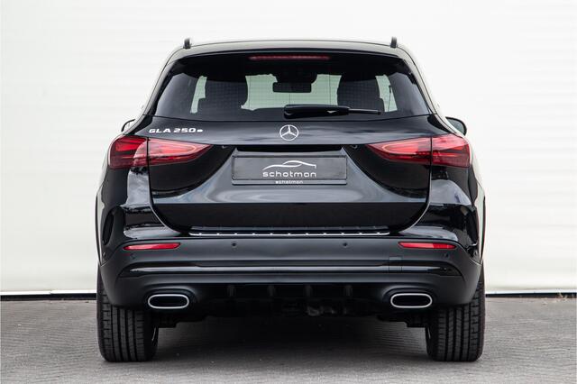 Mercedes-Benz GLA-KLASSE 250 e AMG Line, Key-Less, Hybrid, Nightpakket 2024