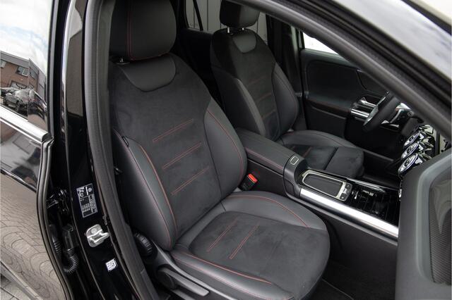 Mercedes-Benz GLA-KLASSE 250 e AMG Line, Key-Less, Hybrid, Nightpakket 2024