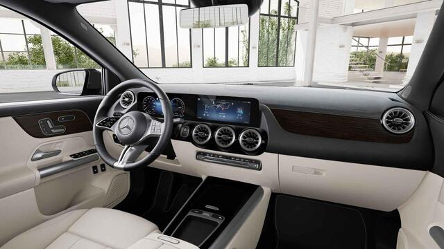 Mercedes-Benz GLA-KLASSE 250 e Luxury Line | Panoramadak | Memory | Stoelverwarming | Keyless | Achteruitrijcamera |