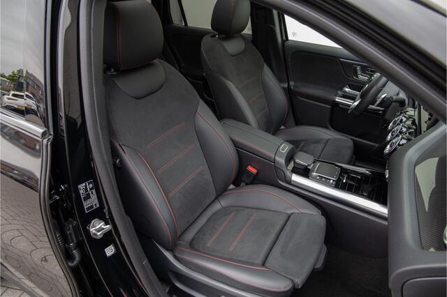 Mercedes-Benz GLA-KLASSE 250 e AMG Premium, Pano, Nightpack, Trekhaak, Hybrid 2022