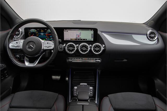Mercedes-Benz GLA-KLASSE 250 e AMG Premium, Pano, Nightpack, Trekhaak, Hybrid 2022
