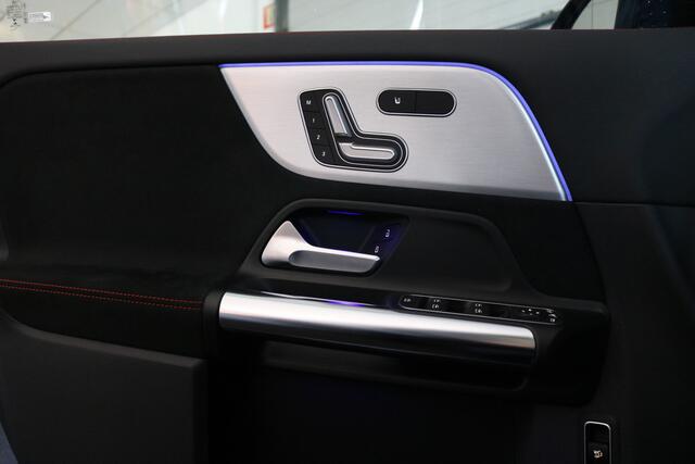 Mercedes-Benz GLA-KLASSE AMG 35 4MATIC 306PK (Panoramadak Sportleder/Memory Carplay HeadUp Burmester Distronic Keyless 360Camera Multibeam 20InchAMG)