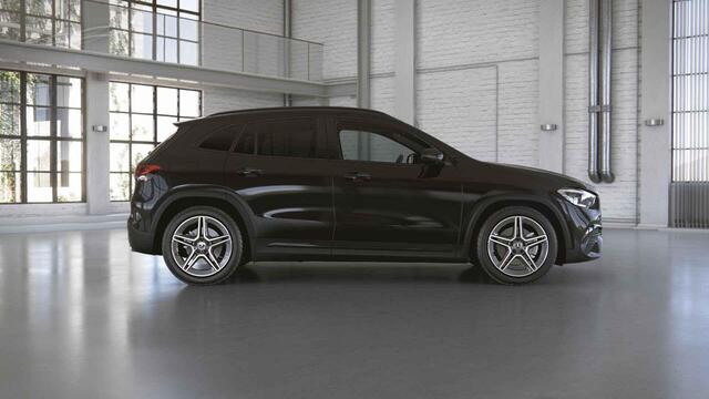 Mercedes-Benz GLA-KLASSE 250 e AMG Line | Night | Panoramadak | 360 graden camera | Stoelverwarming |