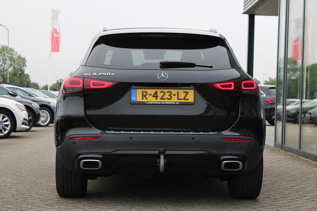Mercedes-Benz GLA-KLASSE 250e Business Solution Luxury Limited PANORAMADAK BURMESTER SFEER TREKHAAK