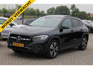mercedes-benz-gla-klasse-250e-busin