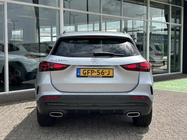 Mercedes-Benz GLA-KLASSE 250 e AMG | Panoramadak | Night Pakket