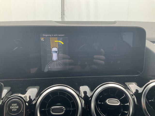 Mercedes-Benz GLA-KLASSE 250 e Business Solution AMG PHEV Nav/Cruise Stoelverw Digi-Dash Uitstraling!