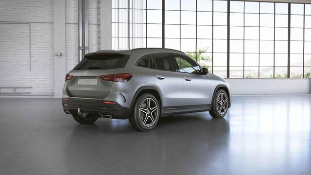Mercedes-Benz GLA-KLASSE 250 e Business Solution AMG Limited | Night | Panoramadak | Memory | Trekhaak | 19" lichtmetalen velgen | Keyless |