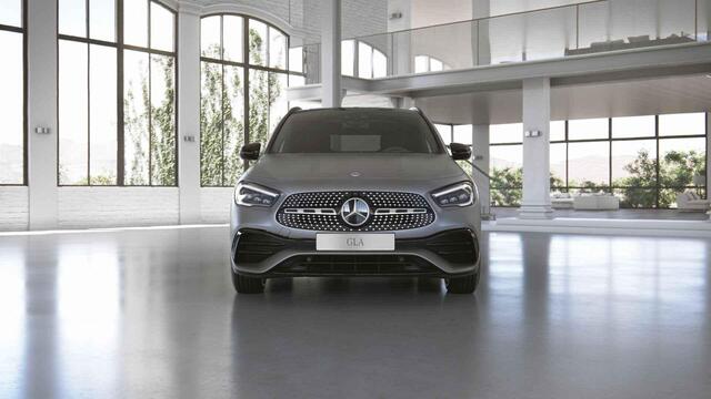 Mercedes-Benz GLA-KLASSE 250 e Business Solution AMG Limited | Night | Panoramadak | Memory | Trekhaak | 19" lichtmetalen velgen | Keyless |