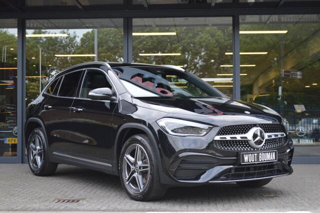 Mercedes-Benz GLA-KLASSE 250 e AMG Led Panorama Memory Camera 360 Keyless Pdc