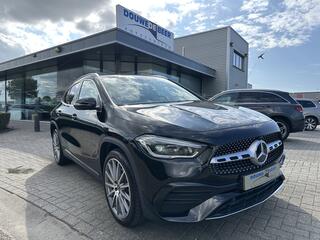 mercedes-benz-gla-klasse-250-e-busi
