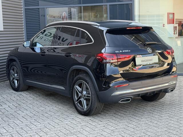 Mercedes-Benz GLA-KLASSE 250 e AMG Line PHEV,MBUX,CAMERA