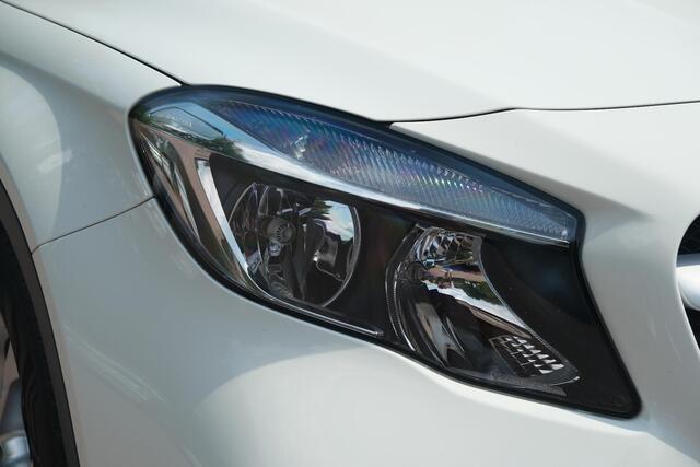 Mercedes-Benz GLA-KLASSE 180 122pk Business Solution | Navi | Climate | Cruise | Camera | 17" velgen