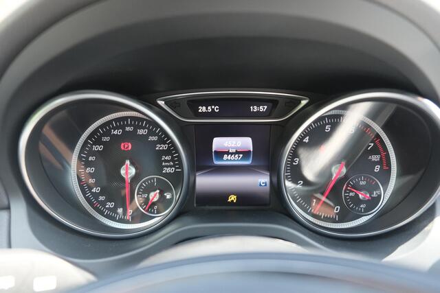 Mercedes-Benz GLA-KLASSE 180 122pk Business Solution | Navi | Climate | Cruise | Camera | 17" velgen