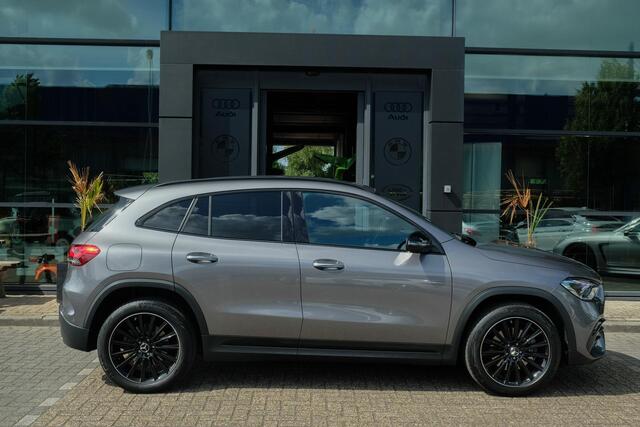 Mercedes-Benz GLA-KLASSE GLA250e AMG 218pk Hybrid Widescreen Distronic 360 camera Carplay Multibeam led