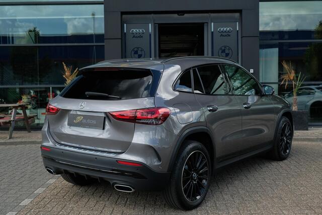 Mercedes-Benz GLA-KLASSE GLA250e AMG 218pk Hybrid Widescreen Distronic 360 camera Carplay Multibeam led